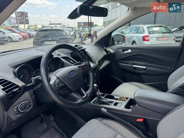 Белый Форд Эскейп, объемом двигателя 1.5 л и пробегом 98 тыс. км за 14990 $, фото 5 на Automoto.ua