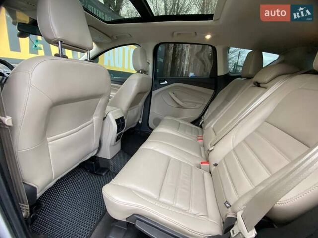 Белый Форд Эскейп, объемом двигателя 2 л и пробегом 82 тыс. км за 15300 $, фото 32 на Automoto.ua