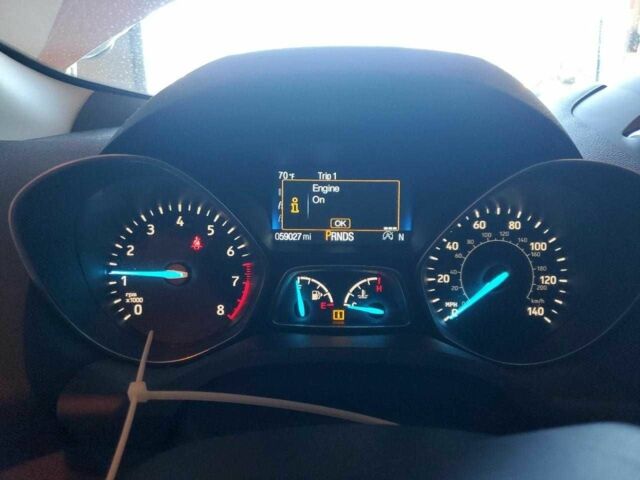 Білий Форд Ескейп, об'ємом двигуна 2 л та пробігом 85 тис. км за 1500 $, фото 8 на Automoto.ua