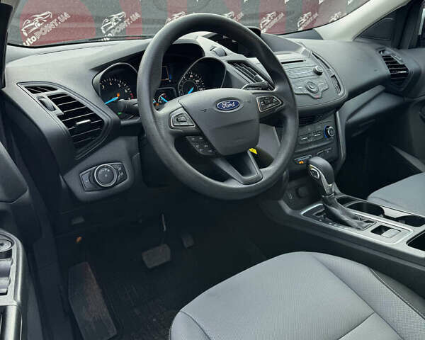 Белый Форд Эскейп, объемом двигателя 2.5 л и пробегом 132 тыс. км за 13000 $, фото 15 на Automoto.ua