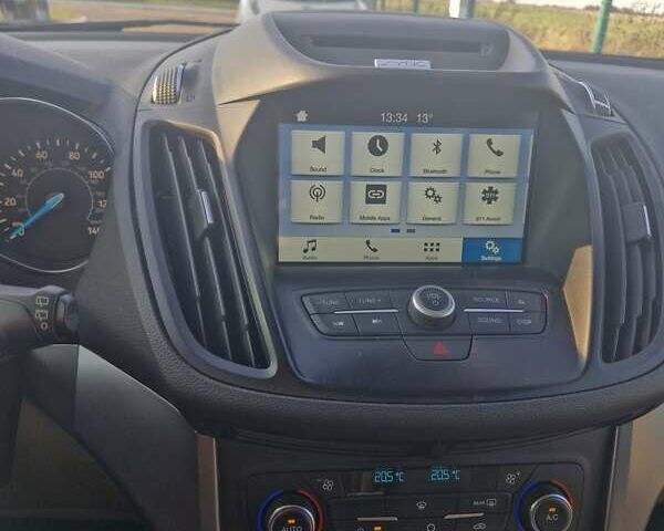 Білий Форд Ескейп, об'ємом двигуна 1.5 л та пробігом 102 тис. км за 14100 $, фото 9 на Automoto.ua