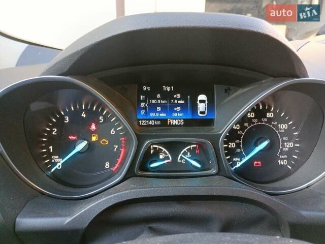 Білий Форд Ескейп, об'ємом двигуна 1.5 л та пробігом 122 тис. км за 13000 $, фото 5 на Automoto.ua