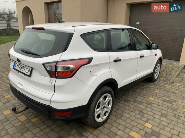 Білий Форд Ескейп, об'ємом двигуна 2.5 л та пробігом 203 тис. км за 13000 $, фото 2 на Automoto.ua