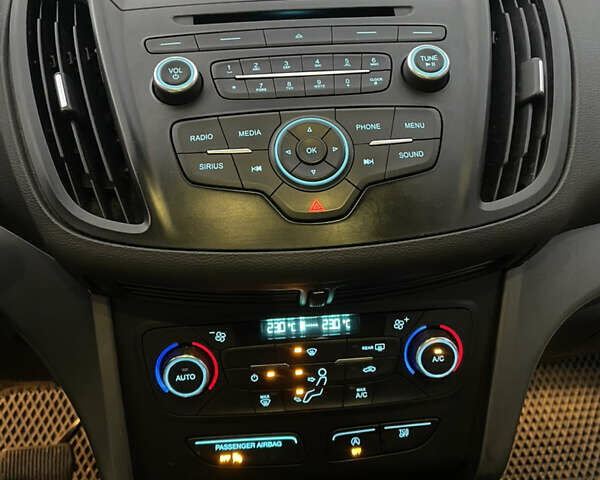 Белый Форд Эскейп, объемом двигателя 1.5 л и пробегом 192 тыс. км за 11500 $, фото 24 на Automoto.ua