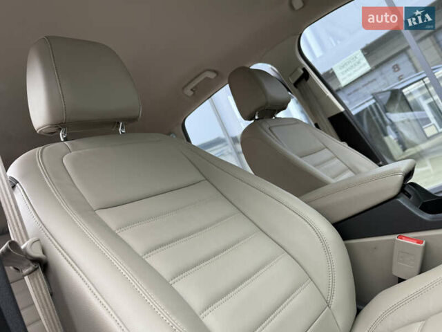 Белый Форд Эскейп, объемом двигателя 1.5 л и пробегом 169 тыс. км за 12950 $, фото 61 на Automoto.ua