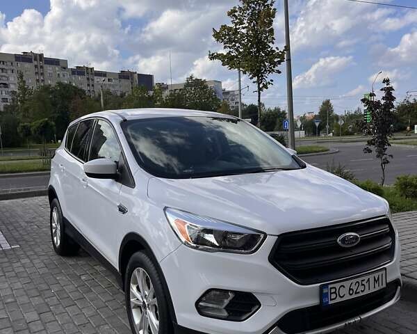 Білий Форд Ескейп, об'ємом двигуна 1.5 л та пробігом 97 тис. км за 11900 $, фото 13 на Automoto.ua