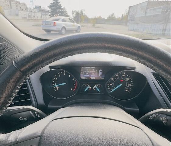 Белый Форд Эскейп, объемом двигателя 1.5 л и пробегом 130 тыс. км за 15000 $, фото 7 на Automoto.ua