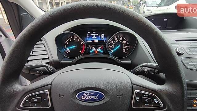 Белый Форд Эскейп, объемом двигателя 2.5 л и пробегом 113 тыс. км за 13900 $, фото 40 на Automoto.ua