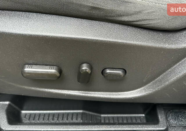 Білий Форд Ескейп, об'ємом двигуна 1.5 л та пробігом 180 тис. км за 11300 $, фото 10 на Automoto.ua