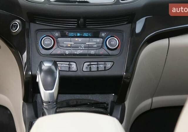 Білий Форд Ескейп, об'ємом двигуна 2 л та пробігом 69 тис. км за 12100 $, фото 10 на Automoto.ua