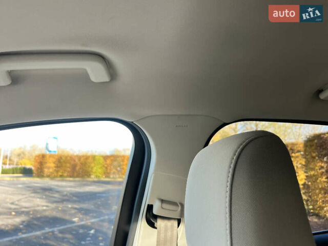 Белый Форд Эскейп, объемом двигателя 1.5 л и пробегом 43 тыс. км за 15300 $, фото 13 на Automoto.ua