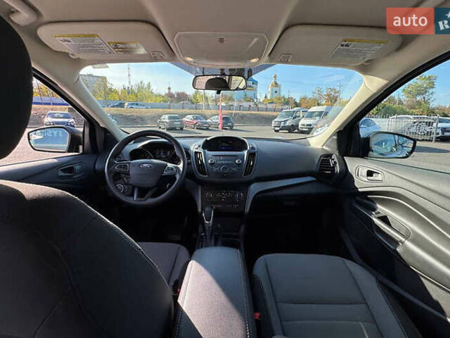 Белый Форд Эскейп, объемом двигателя 2.5 л и пробегом 97 тыс. км за 11000 $, фото 12 на Automoto.ua