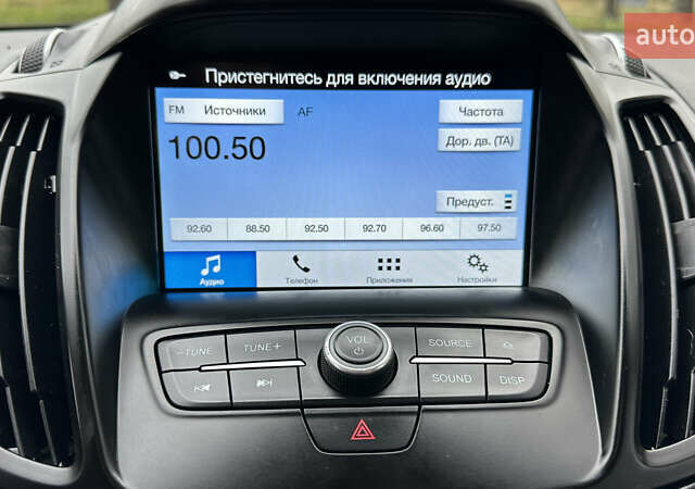 Білий Форд Ескейп, об'ємом двигуна 1.5 л та пробігом 180 тис. км за 11300 $, фото 17 на Automoto.ua