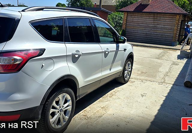 Белый Форд Эскейп, объемом двигателя 1.5 л и пробегом 51 тыс. км за 12500 $, фото 8 на Automoto.ua