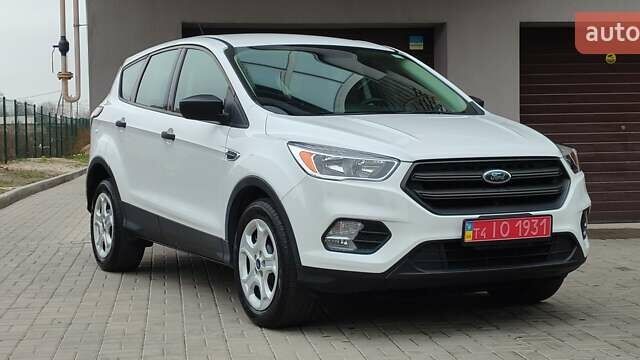 Белый Форд Эскейп, объемом двигателя 2.5 л и пробегом 113 тыс. км за 13900 $, фото 2 на Automoto.ua