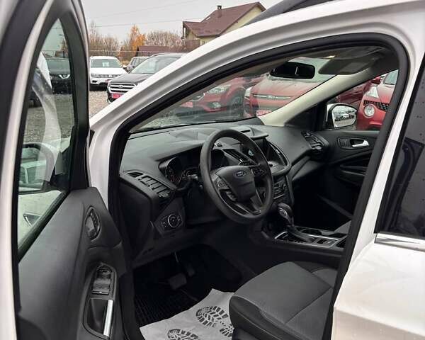 Білий Форд Ескейп, об'ємом двигуна 1.5 л та пробігом 191 тис. км за 10900 $, фото 13 на Automoto.ua