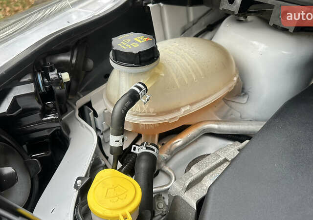 Білий Форд Ескейп, об'ємом двигуна 1.5 л та пробігом 180 тис. км за 11300 $, фото 38 на Automoto.ua