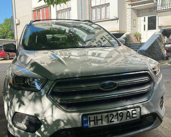 Белый Форд Эскейп, объемом двигателя 1.5 л и пробегом 52 тыс. км за 14900 $, фото 3 на Automoto.ua