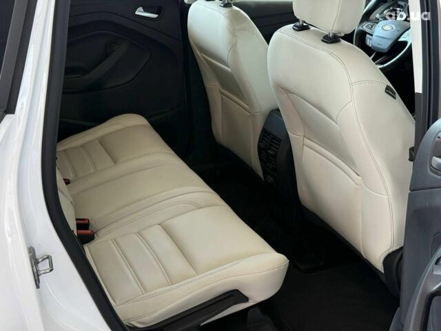 Білий Форд Ескейп, об'ємом двигуна 1.5 л та пробігом 123 тис. км за 15790 $, фото 23 на Automoto.ua