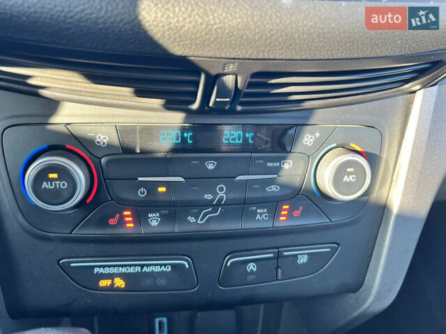 Белый Форд Эскейп, объемом двигателя 1.5 л и пробегом 43 тыс. км за 15300 $, фото 8 на Automoto.ua