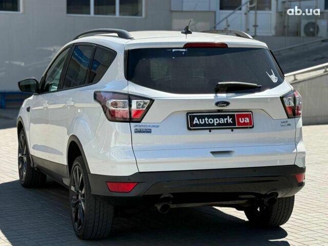 Білий Форд Ескейп, об'ємом двигуна 1.5 л та пробігом 123 тис. км за 15790 $, фото 6 на Automoto.ua