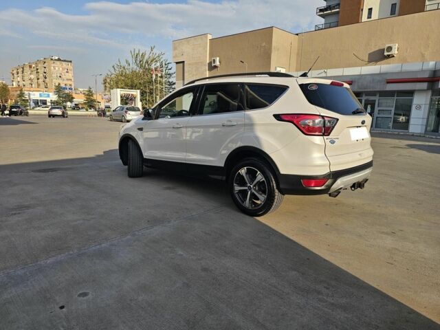 Белый Форд Эскейп, объемом двигателя 1.5 л и пробегом 148 тыс. км за 8500 $, фото 5 на Automoto.ua