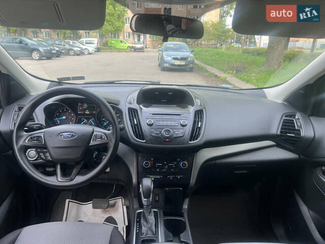 Белый Форд Эскейп, объемом двигателя 1.5 л и пробегом 181 тыс. км за 13200 $, фото 16 на Automoto.ua