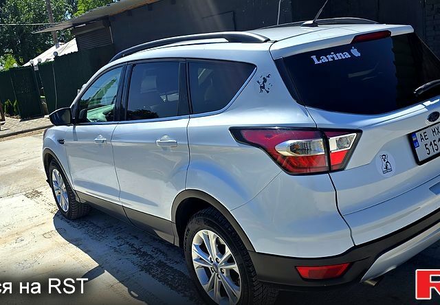 Белый Форд Эскейп, объемом двигателя 1.5 л и пробегом 51 тыс. км за 12500 $, фото 2 на Automoto.ua