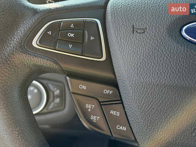 Белый Форд Эскейп, объемом двигателя 2.5 л и пробегом 97 тыс. км за 11000 $, фото 10 на Automoto.ua