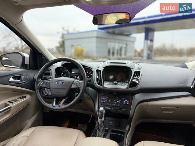 Білий Форд Ескейп, об'ємом двигуна 1.5 л та пробігом 144 тис. км за 13200 $, фото 13 на Automoto.ua