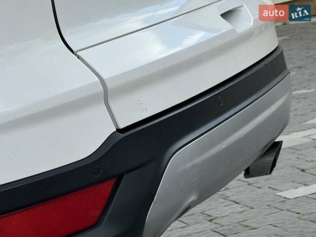 Белый Форд Эскейп, объемом двигателя 1.5 л и пробегом 130 тыс. км за 13400 $, фото 28 на Automoto.ua