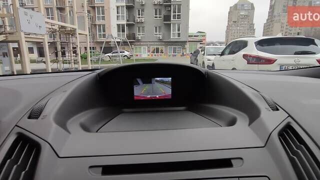 Белый Форд Эскейп, объемом двигателя 2.5 л и пробегом 113 тыс. км за 13900 $, фото 41 на Automoto.ua