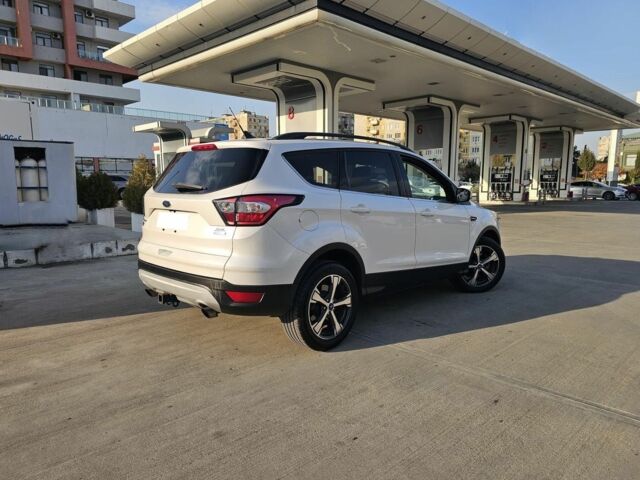 Белый Форд Эскейп, объемом двигателя 1.5 л и пробегом 148 тыс. км за 8500 $, фото 3 на Automoto.ua