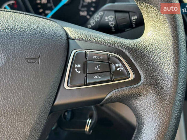 Белый Форд Эскейп, объемом двигателя 2.5 л и пробегом 97 тыс. км за 11000 $, фото 11 на Automoto.ua