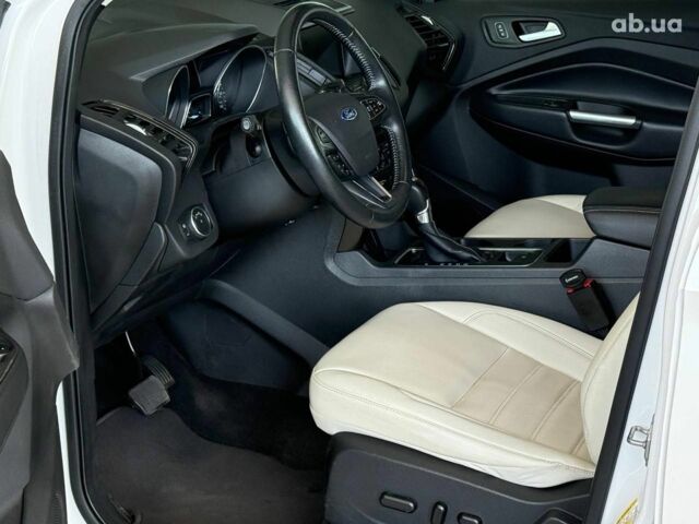 Білий Форд Ескейп, об'ємом двигуна 1.5 л та пробігом 123 тис. км за 15790 $, фото 11 на Automoto.ua