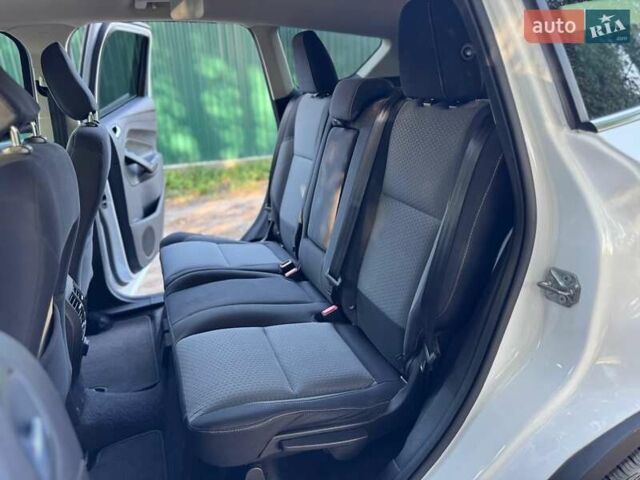 Белый Форд Эскейп, объемом двигателя 1.5 л и пробегом 95 тыс. км за 12500 $, фото 36 на Automoto.ua