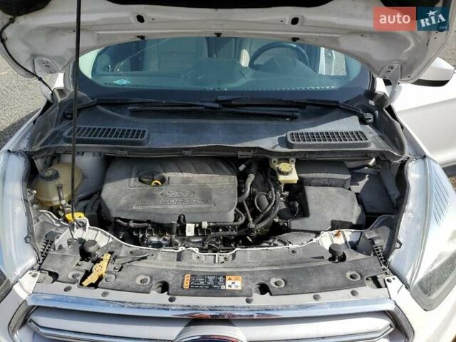 Білий Форд Ескейп, об'ємом двигуна 1.5 л та пробігом 130 тис. км за 2800 $, фото 10 на Automoto.ua