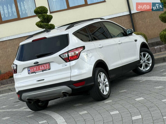 Белый Форд Эскейп, объемом двигателя 1.5 л и пробегом 130 тыс. км за 13400 $, фото 33 на Automoto.ua