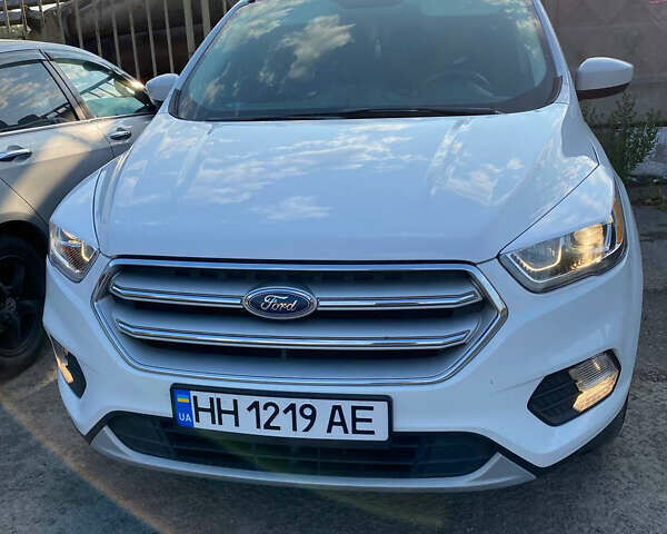 Белый Форд Эскейп, объемом двигателя 1.5 л и пробегом 52 тыс. км за 14900 $, фото 6 на Automoto.ua