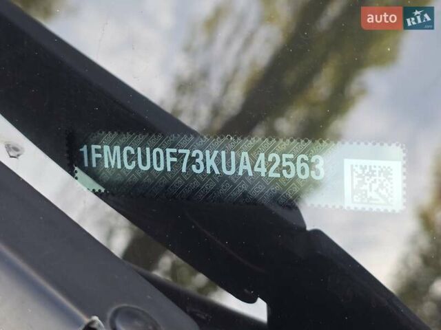 Белый Форд Эскейп, объемом двигателя 2.49 л и пробегом 65 тыс. км за 11000 $, фото 16 на Automoto.ua