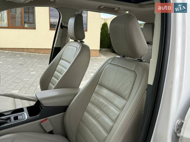 Белый Форд Эскейп, объемом двигателя 1.5 л и пробегом 130 тыс. км за 13400 $, фото 40 на Automoto.ua