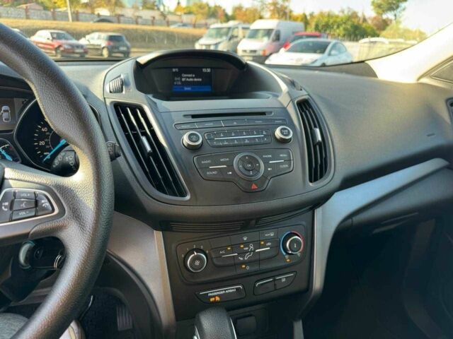 Белый Форд Эскейп, объемом двигателя 2.5 л и пробегом 50 тыс. км за 333 $, фото 10 на Automoto.ua