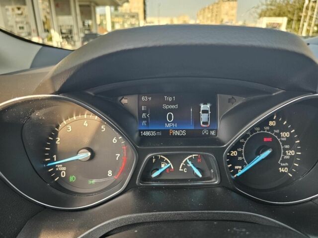 Белый Форд Эскейп, объемом двигателя 1.5 л и пробегом 148 тыс. км за 8500 $, фото 6 на Automoto.ua