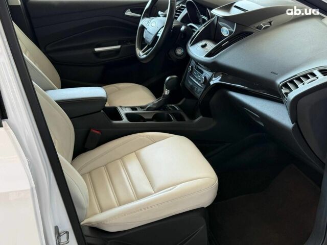 Білий Форд Ескейп, об'ємом двигуна 1.5 л та пробігом 123 тис. км за 15790 $, фото 24 на Automoto.ua