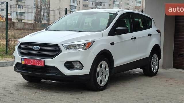 Белый Форд Эскейп, объемом двигателя 2.5 л и пробегом 113 тыс. км за 13900 $, фото 10 на Automoto.ua