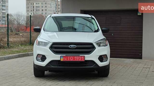 Белый Форд Эскейп, объемом двигателя 2.5 л и пробегом 113 тыс. км за 13900 $, фото 12 на Automoto.ua