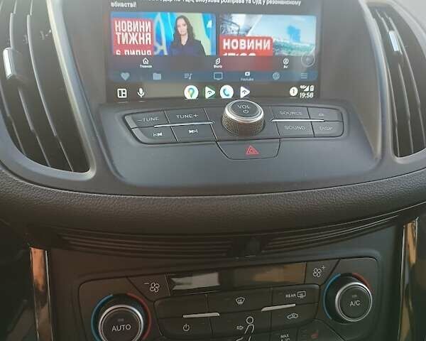 Белый Форд Эскейп, объемом двигателя 1.5 л и пробегом 62 тыс. км за 16700 $, фото 16 на Automoto.ua