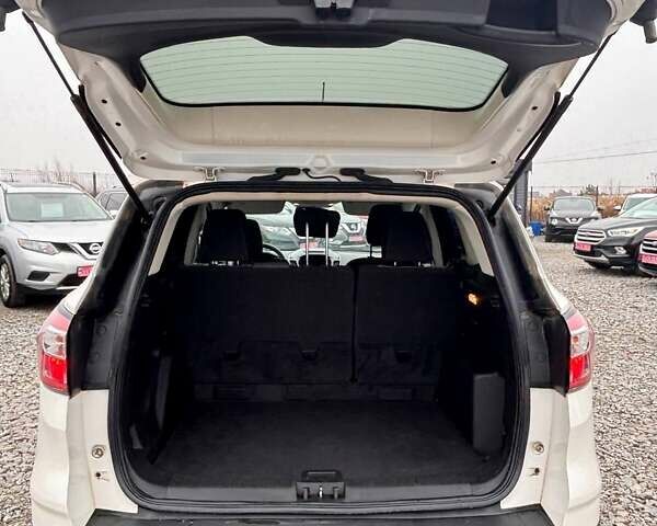 Білий Форд Ескейп, об'ємом двигуна 1.5 л та пробігом 191 тис. км за 10900 $, фото 8 на Automoto.ua