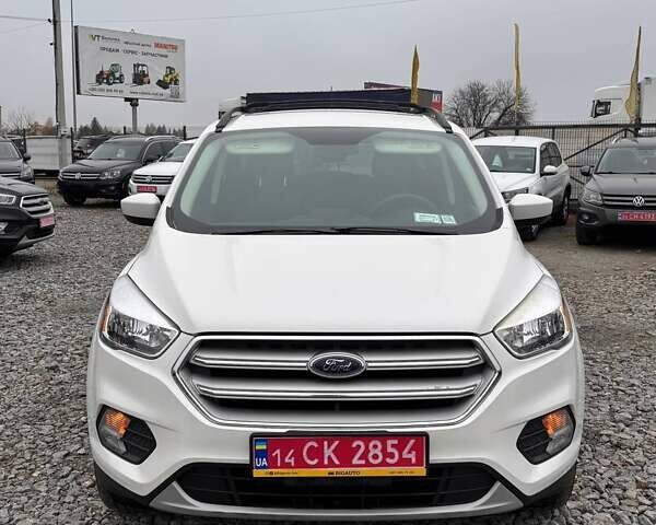Білий Форд Ескейп, об'ємом двигуна 1.5 л та пробігом 191 тис. км за 10900 $, фото 1 на Automoto.ua