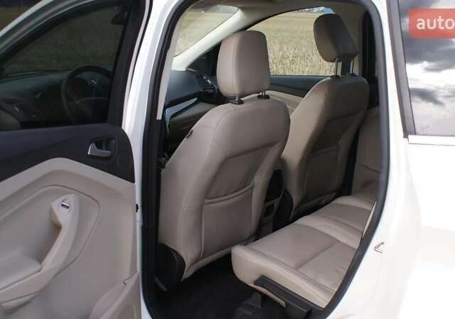 Білий Форд Ескейп, об'ємом двигуна 2 л та пробігом 69 тис. км за 12100 $, фото 8 на Automoto.ua